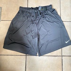 NWT Nike dry fit shorts xxl